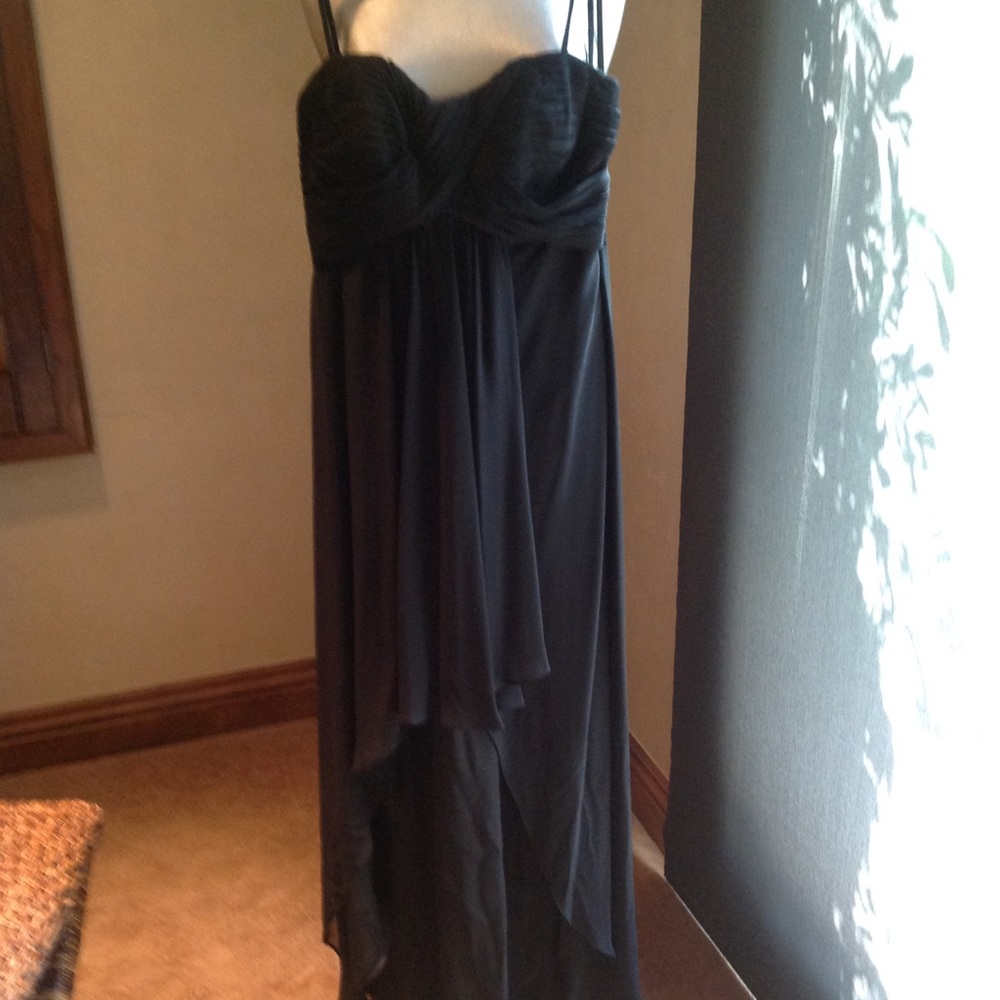 Hi lo gown NWT